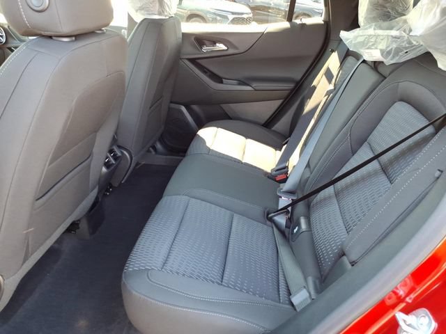 New 2027 Chevrolet Equinox LT FWD image 8
