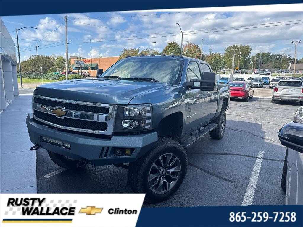 Used 2011 Chevrolet Silverado 1500 LS RWD image 1