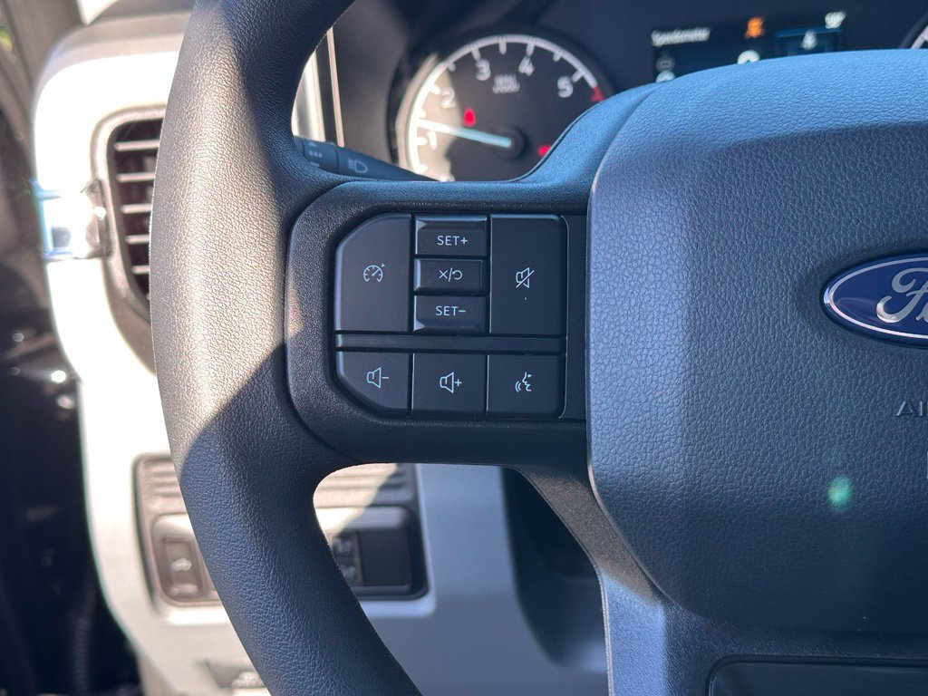 New 2027 Ford F250 XLT w/ F-250 >10K GVWR Package AWD/4WD image 9