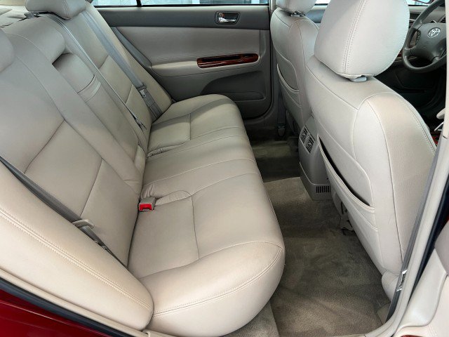 Used 2002 Toyota Camry XLE FWD image 32