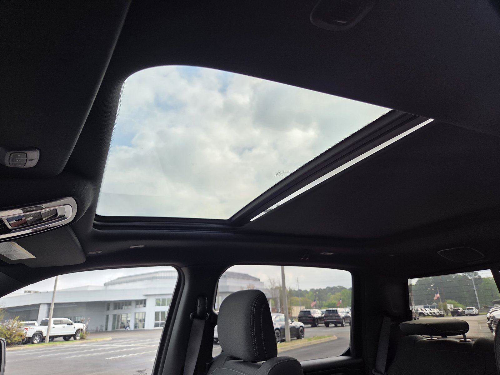 New 2026 RAM 1500 Big Horn AWD/4WD image 15