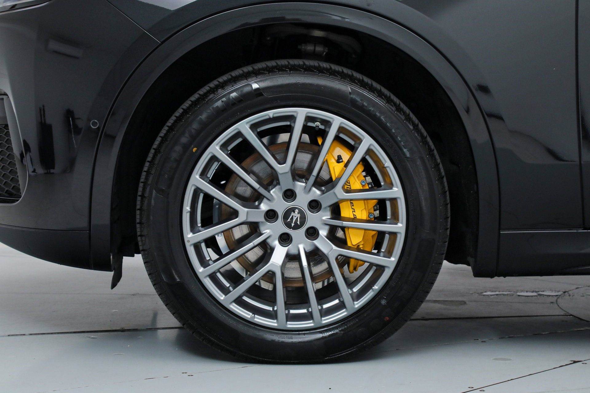 Certified 2023 Maserati Grecale GT image 23