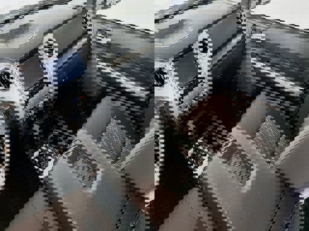 Used 2020 Toyota Tundra image 10