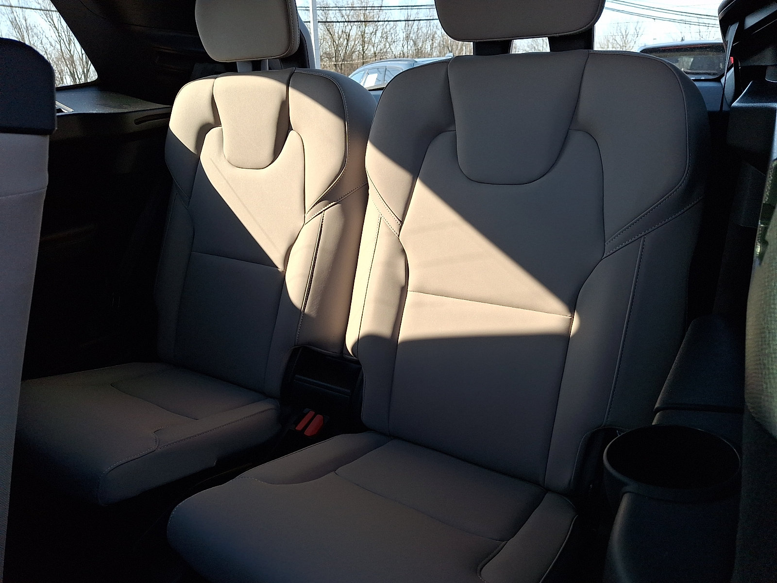 New 2026 Volvo XC90 B5 Plus AWD/4WD image 6