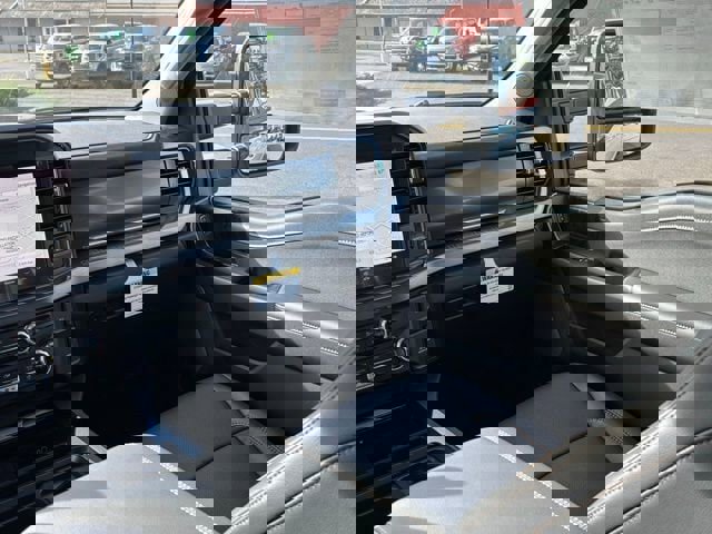 New 2025 Ford F250 Lariat w/ Lariat Ultimate Package image 25