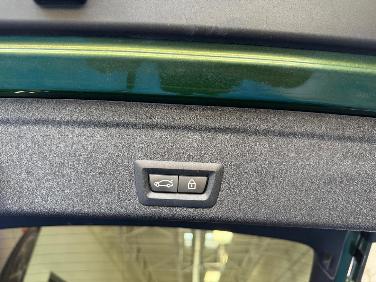 Used 2021 BMW X6 M w/ Competition Package image 27