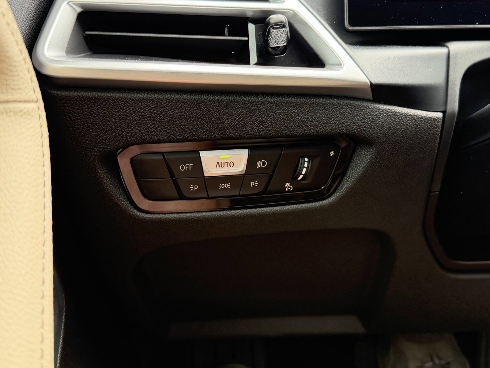 New 2026 BMW 230i Coupe w/ Convenience Package RWD image 22