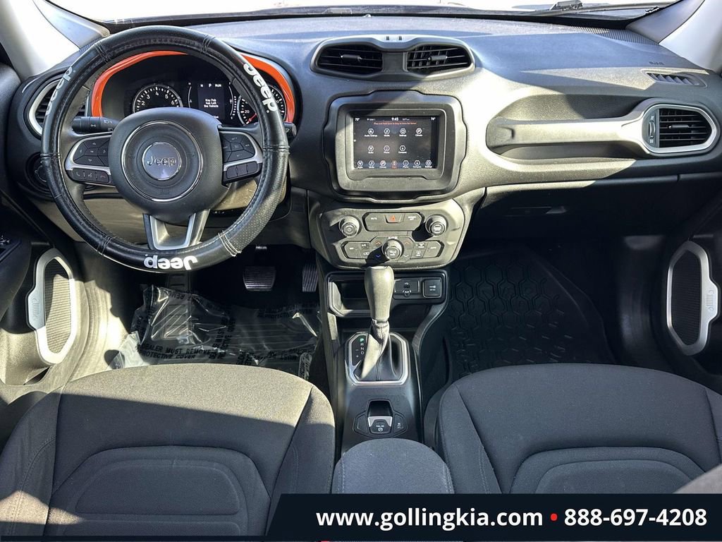 Used 2018 Jeep Renegade Latitude image 12