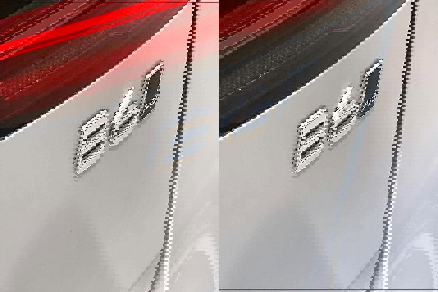 Used 2025 Volvo V90 B6 Cross Country Ultra w/ Protection Package Premier image 10