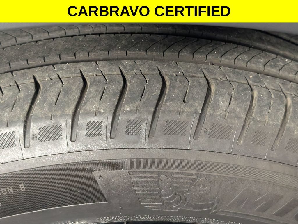 Certified 2025 Chevrolet Equinox EV LT FWD image 9