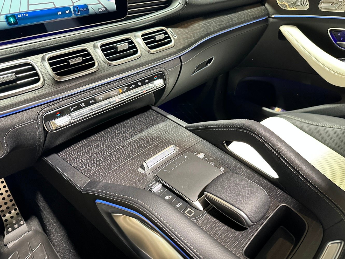 New 2026 Mercedes-Benz GLE 350 4MATIC image 12