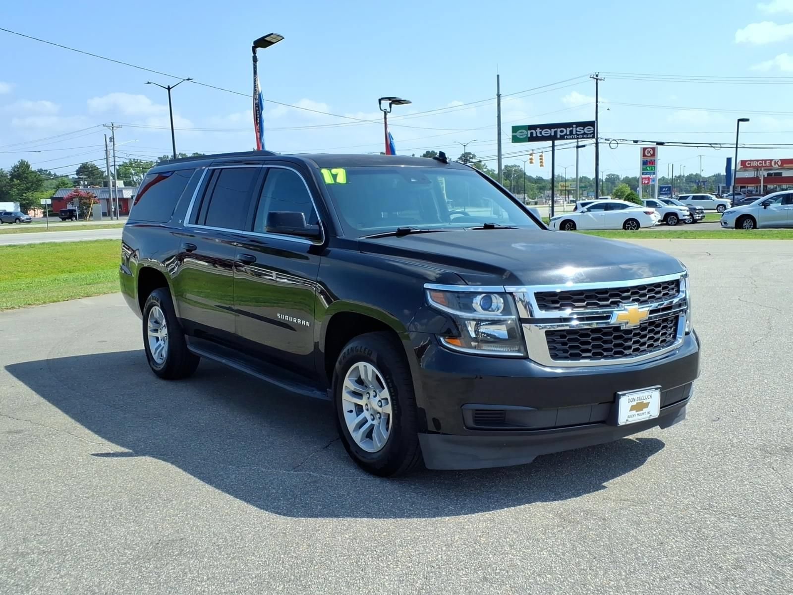 Used 2017 Chevrolet Suburban LT RWD image 7