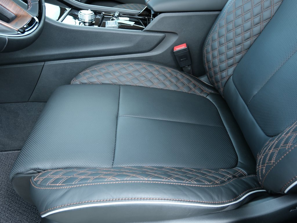 New 2025 Jeep Grand Cherokee Summit image 26