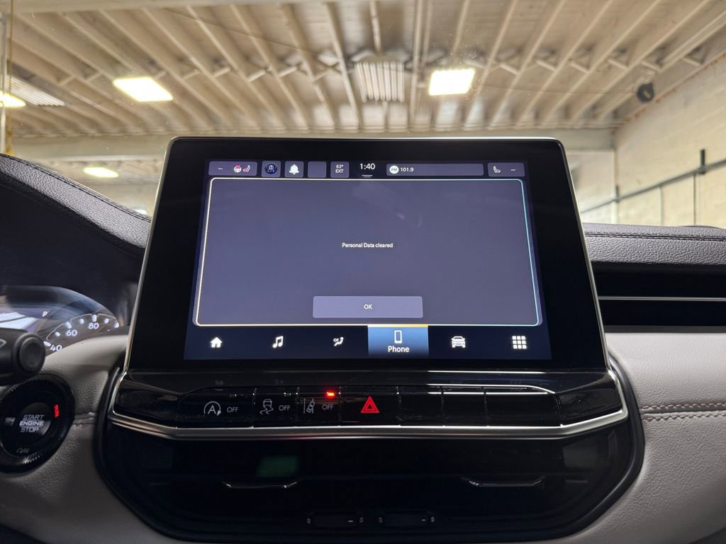 Used 2022 Jeep Compass Limited w/ Sun and Sound Group image 19