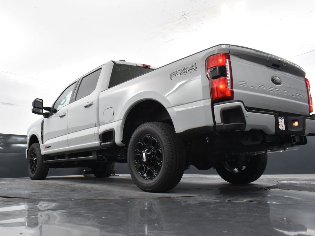New 2025 Ford F350 XLT w/ Black Appearance Package image 35