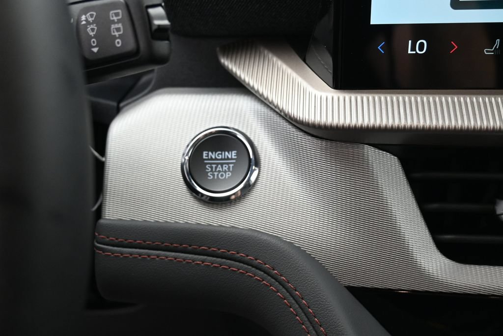 New 2026 Ford Explorer Active AWD/4WD image 16