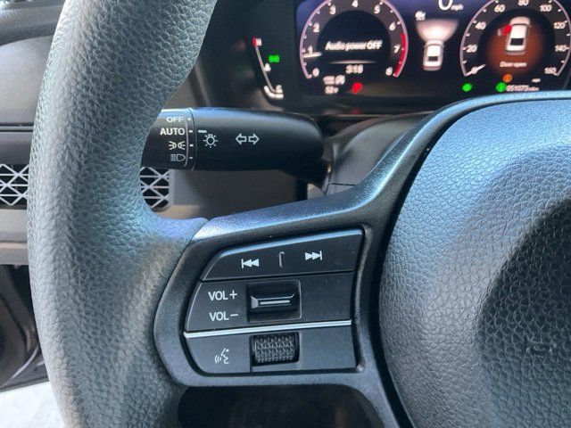 Used 2023 Honda Accord EX image 10