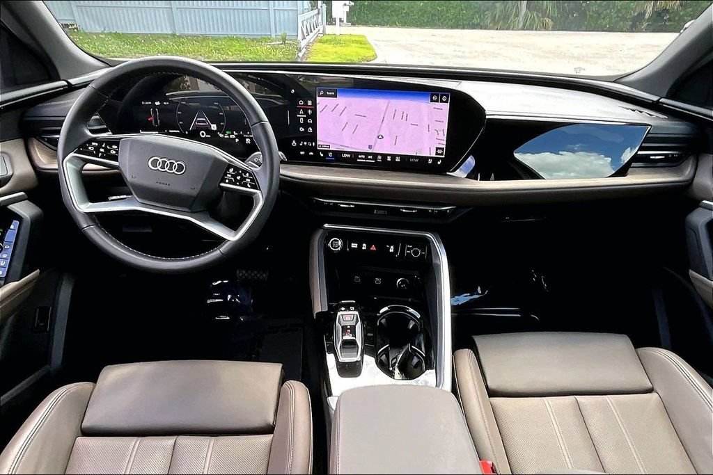 Certified 2025 Audi Q5 Premium w/ Premium Plus AWD/4WD image 3