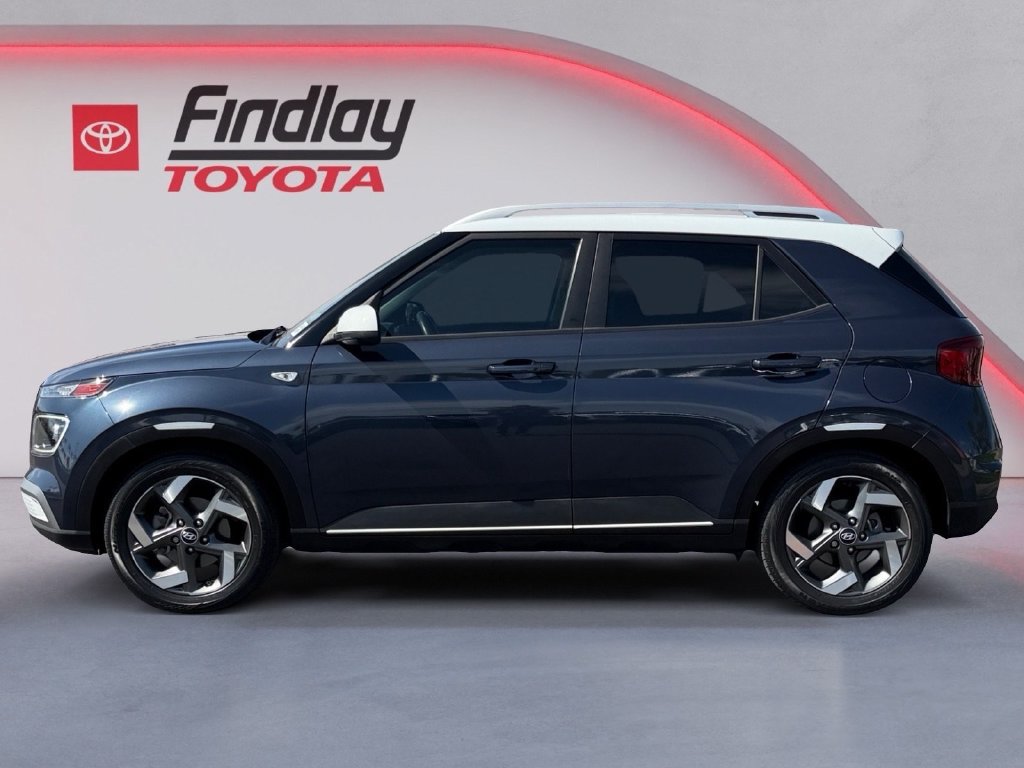 Used 2022 Hyundai Venue Limited FWD image 10