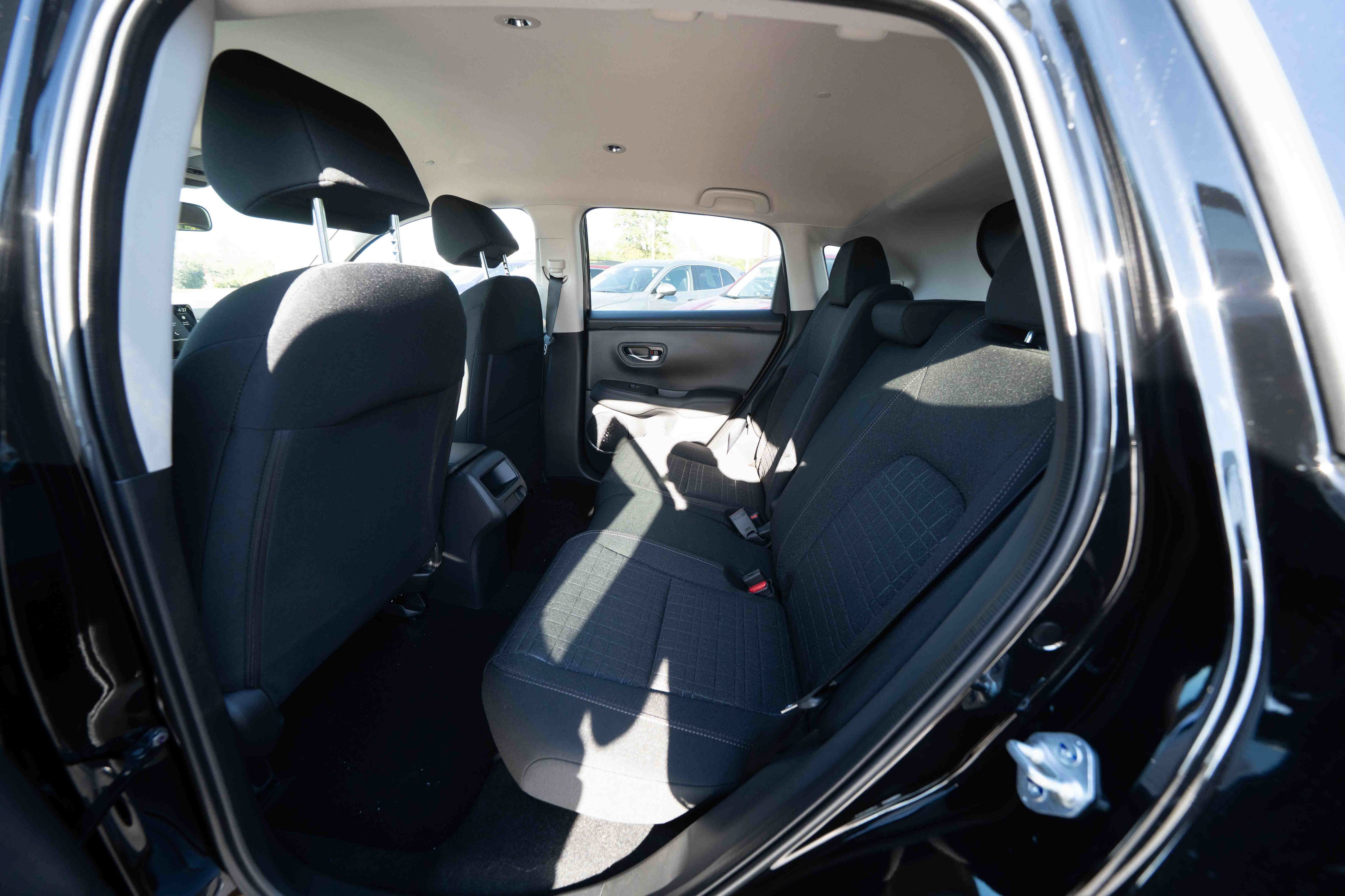 New 2027 Honda HR-V LX image 23