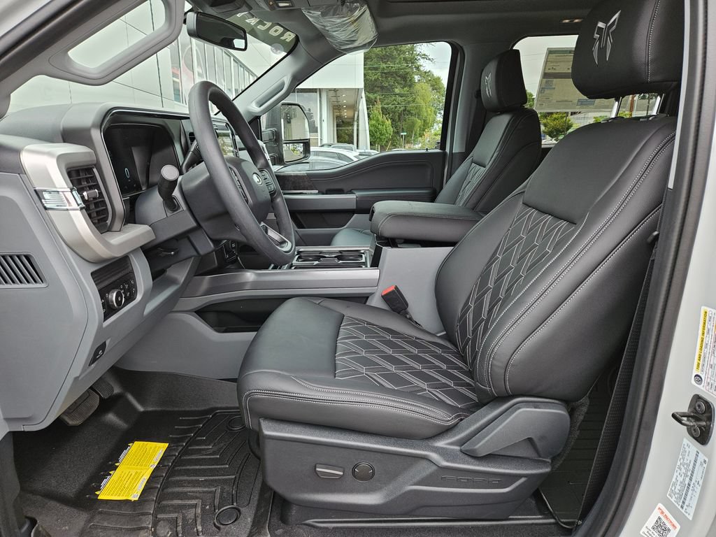 New 2026 Ford F250 XLT w/ XLT Premium Package AWD/4WD image 23