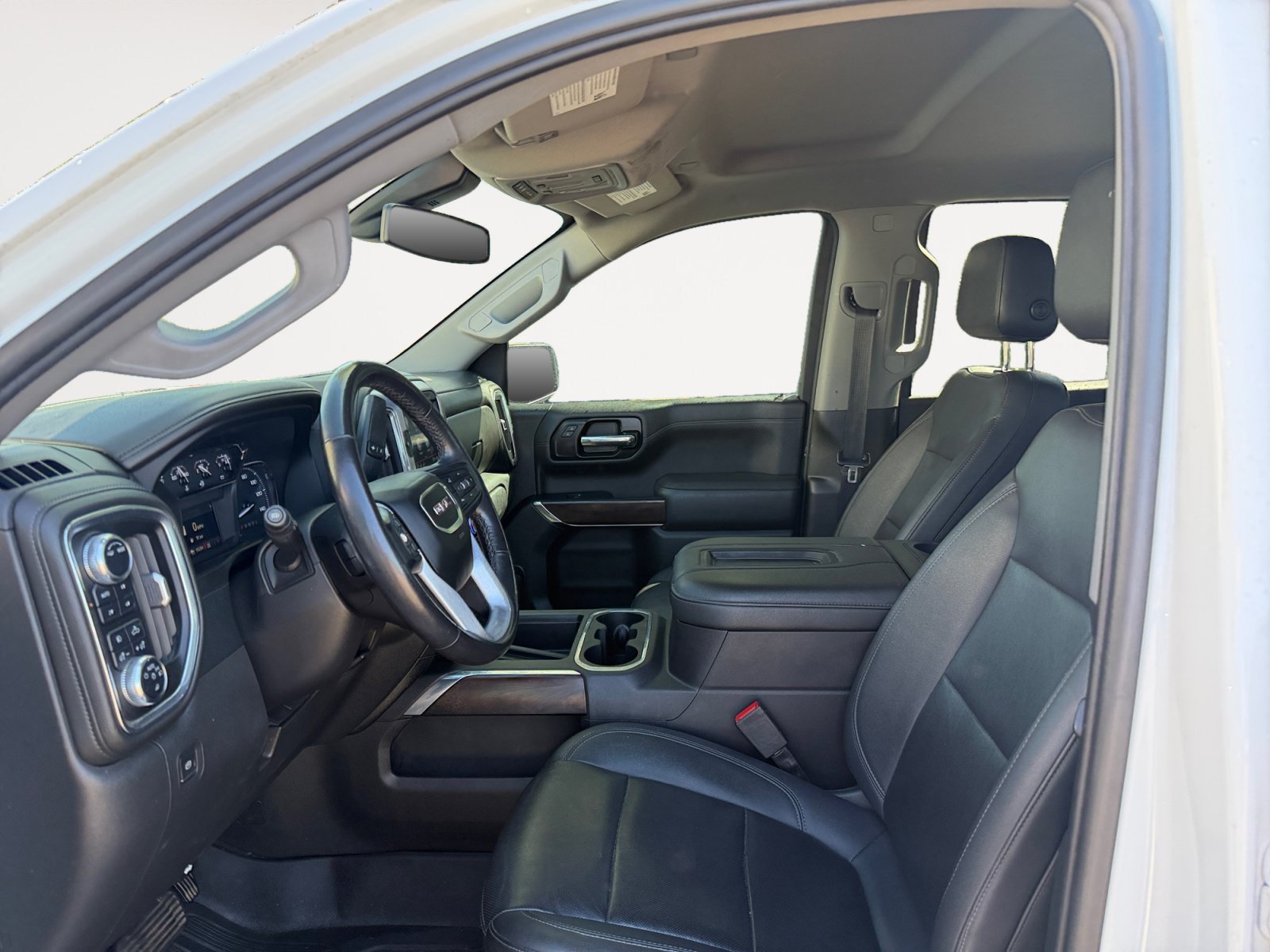 Used 2022 GMC Sierra 1500 SLT w/ SLT Premium Plus Package AWD/4WD image 9