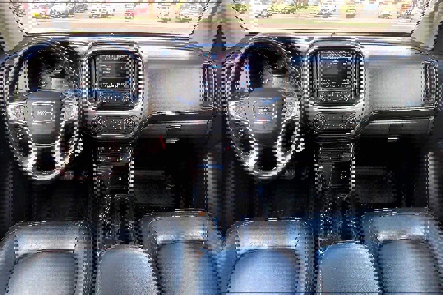 Used 2018 GMC Canyon SLT w/ Driver Alert Package image 15