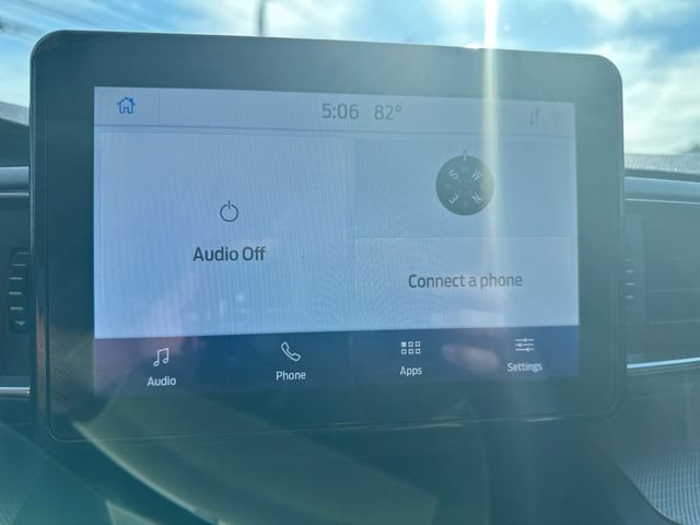 Used 2020 Ford Explorer XLT w/ Equipment Group 202A AWD/4WD image 16