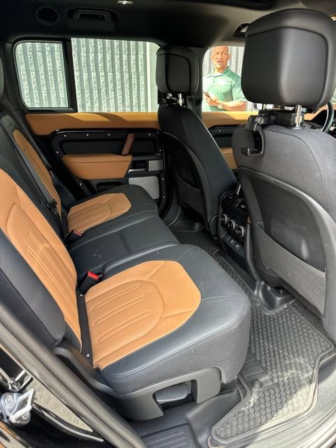 Used 2024 Land Rover Defender 130 X AWD/4WD image 8