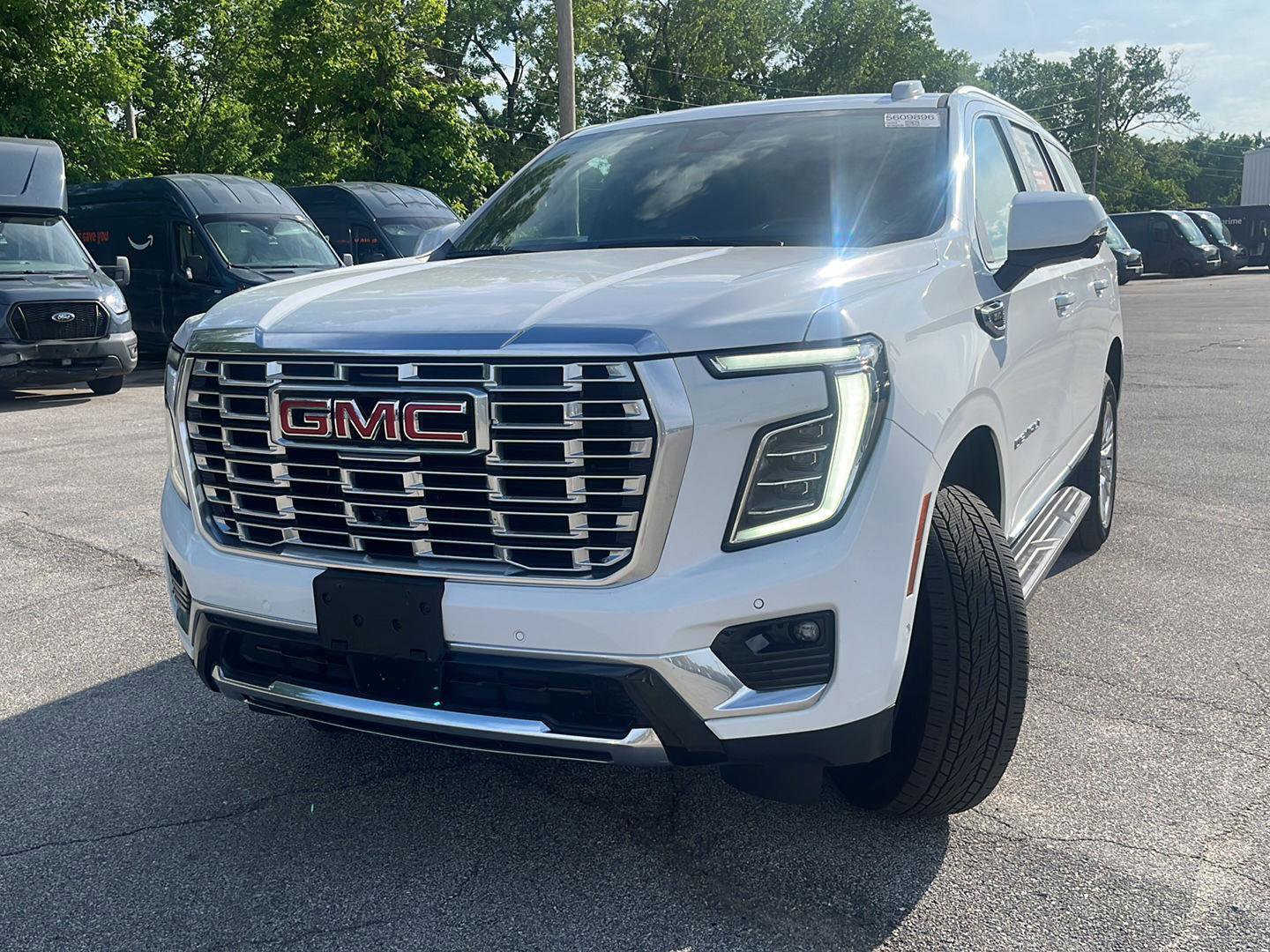 Used 2025 GMC Yukon Denali AWD/4WD image 5