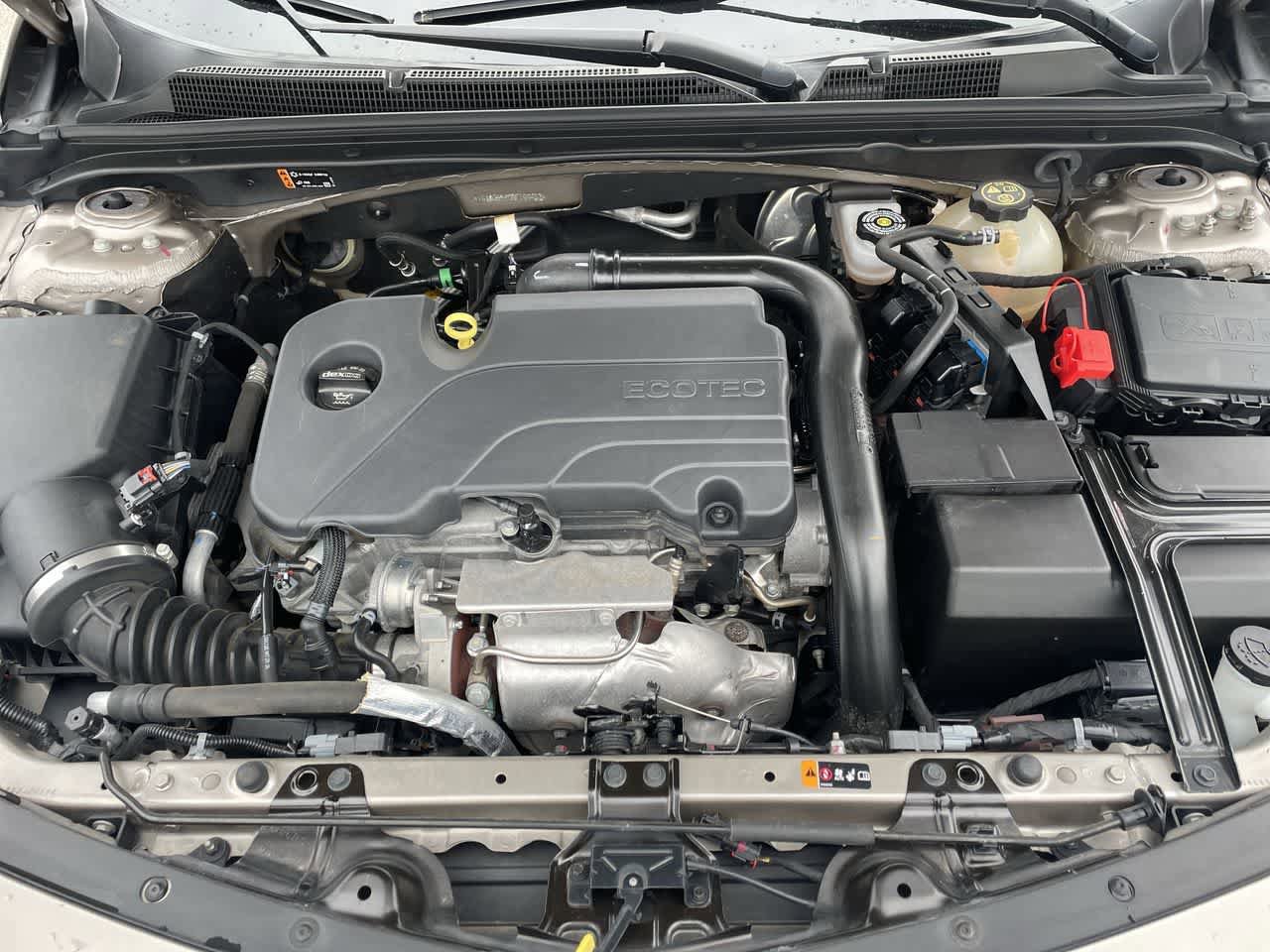 Used 2022 Chevrolet Malibu LT FWD image 31