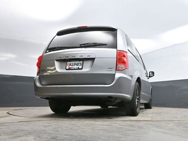 Used 2018 Dodge Grand Caravan GT image 48