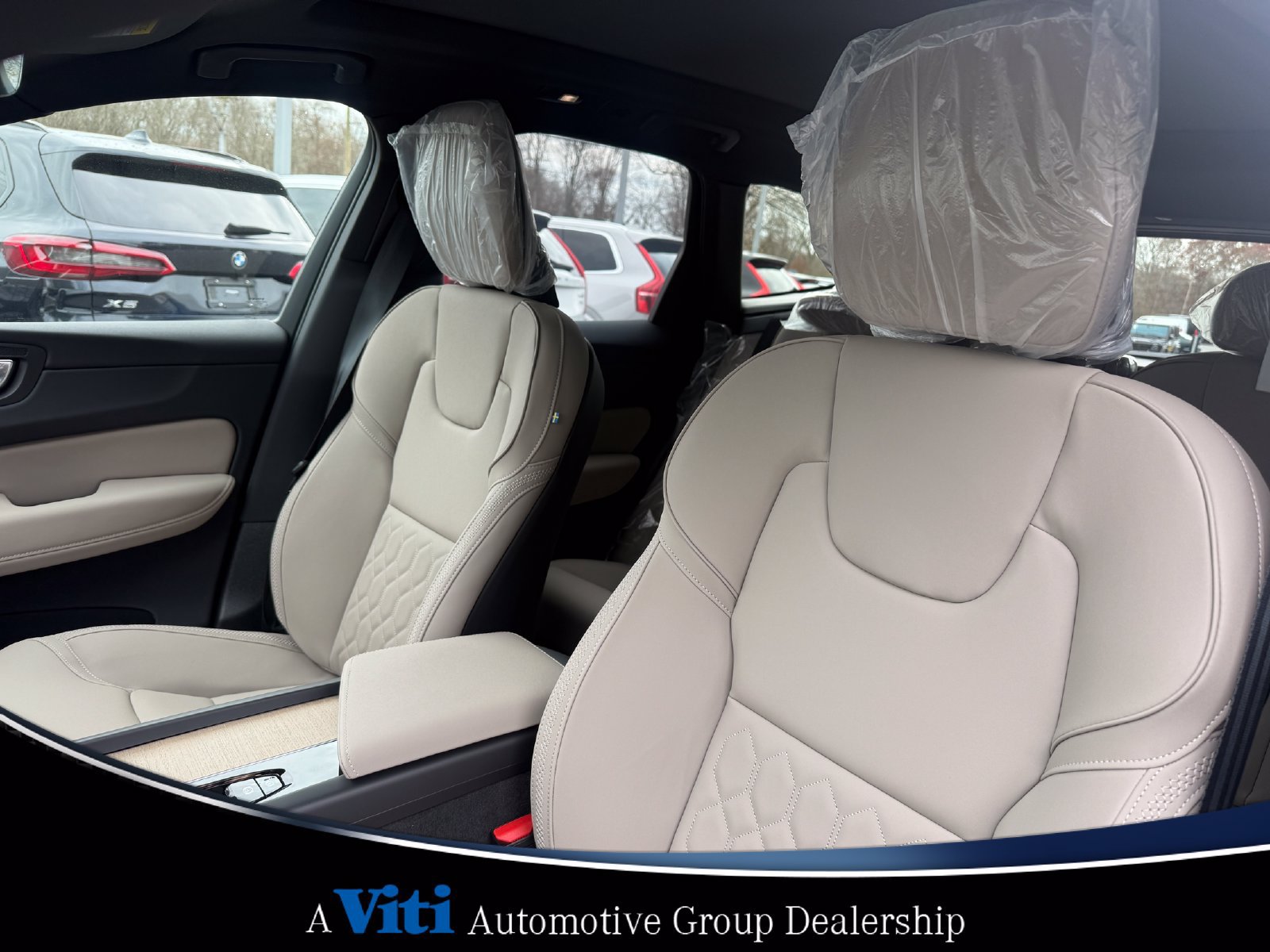 Used 2026 Volvo XC60 B5 Plus w/ Protection Package Premier AWD/4WD image 13
