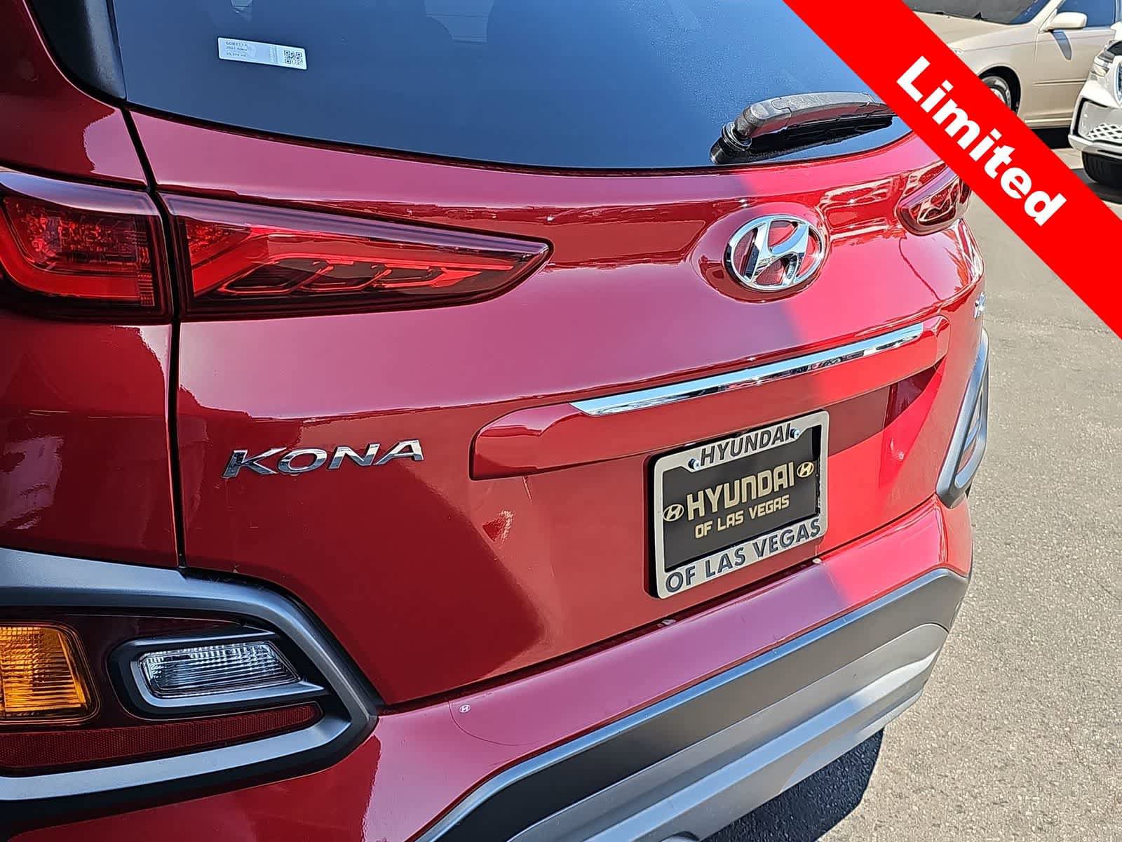 Used 2021 Hyundai Kona Limited w/ Cargo Package FWD image 11