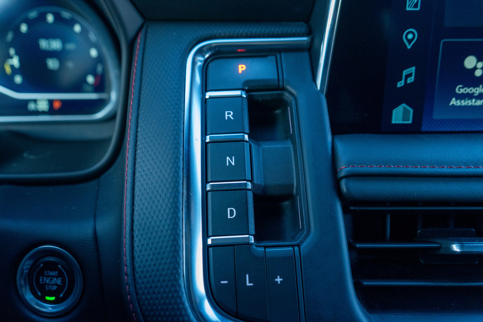 Used 2023 Chevrolet Suburban RST image 20