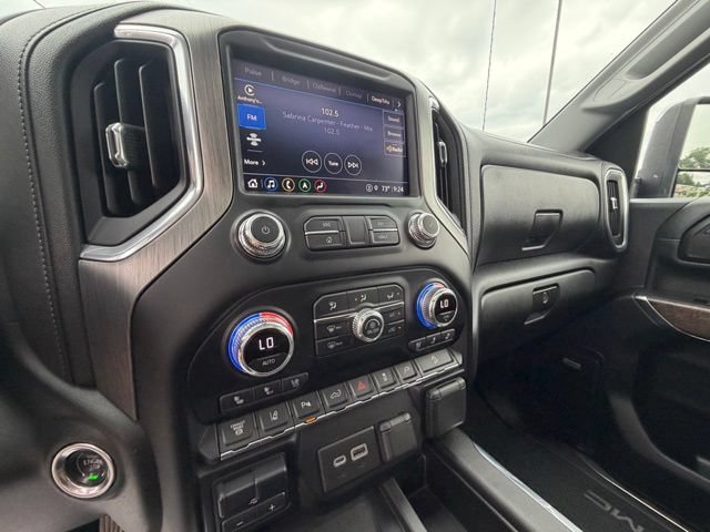 Used 2021 GMC Sierra 3500 Denali w/ Denali Ultimate Package AWD/4WD image 20
