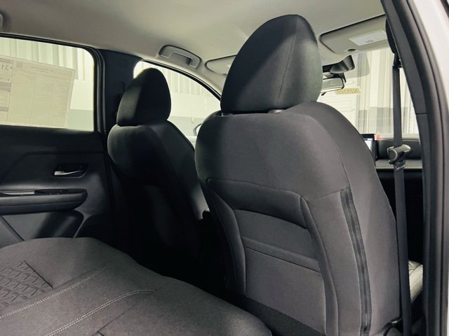 New 2025 Nissan Kicks SV image 25