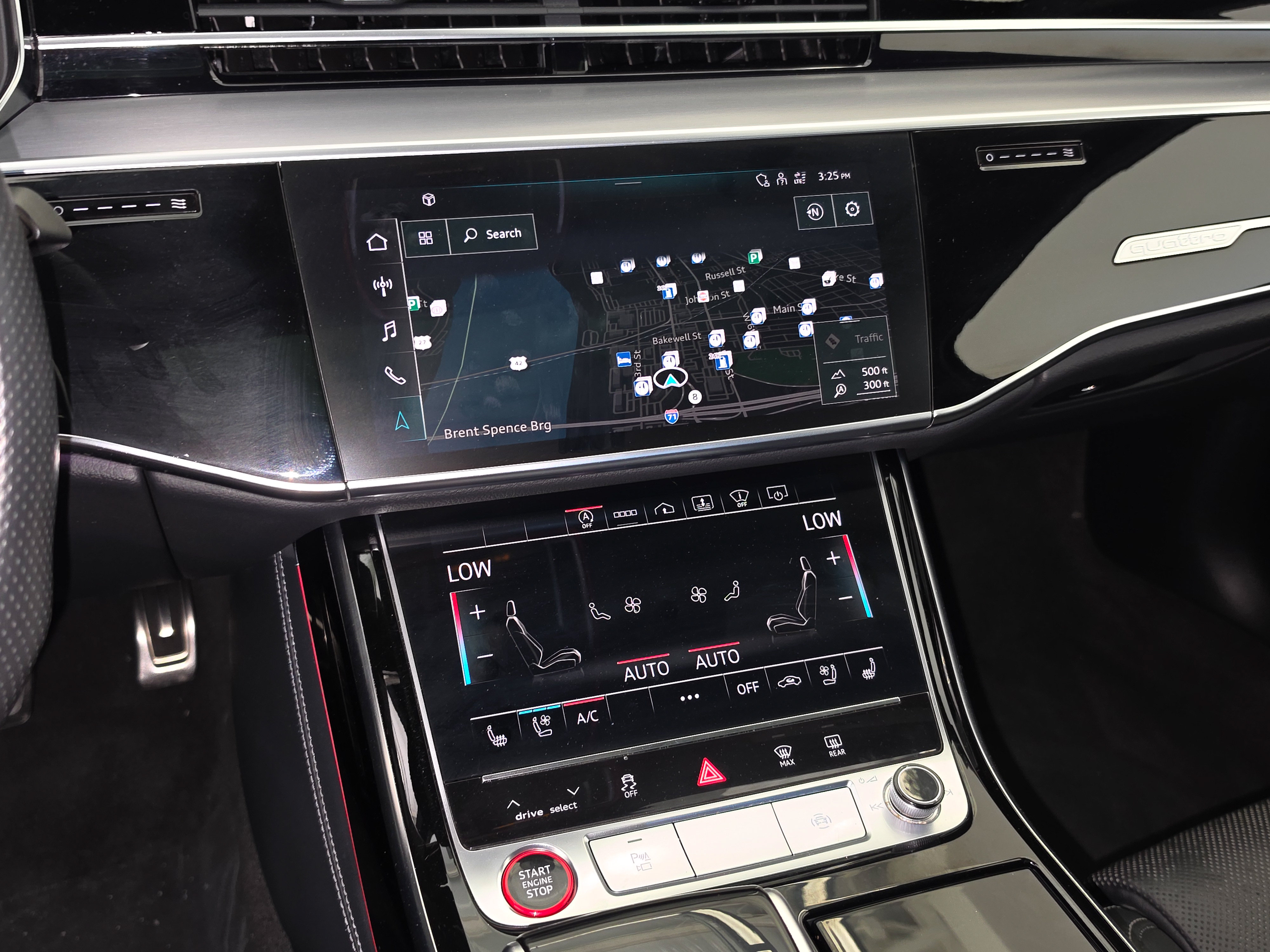 Used 2022 Audi S8 w/ S8 Comfort Plus Package AWD/4WD image 31