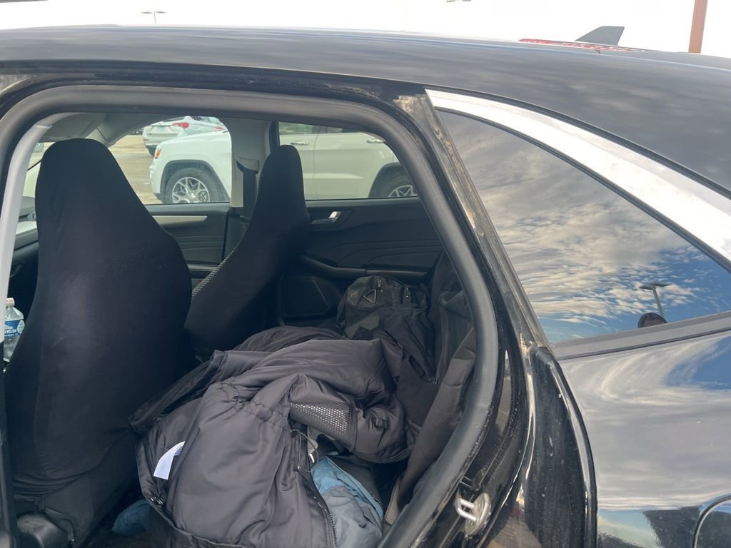 Used 2021 Ford Escape SE image 14