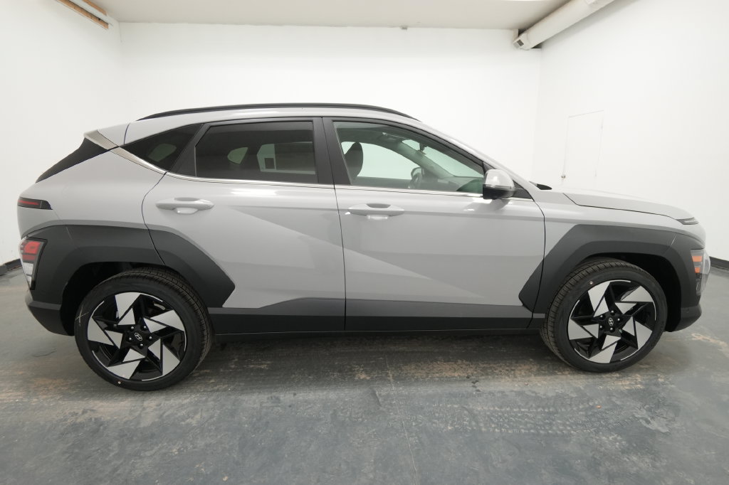 New 2026 Hyundai Kona Limited FWD image 8