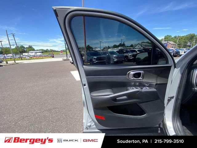 Used 2024 Kia Sorento X-Line EX AWD/4WD image 25