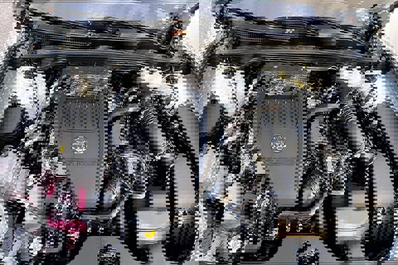 New 2025 Toyota Crown Platinum image 16