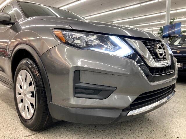 Used 2017 Nissan Rogue S image 38