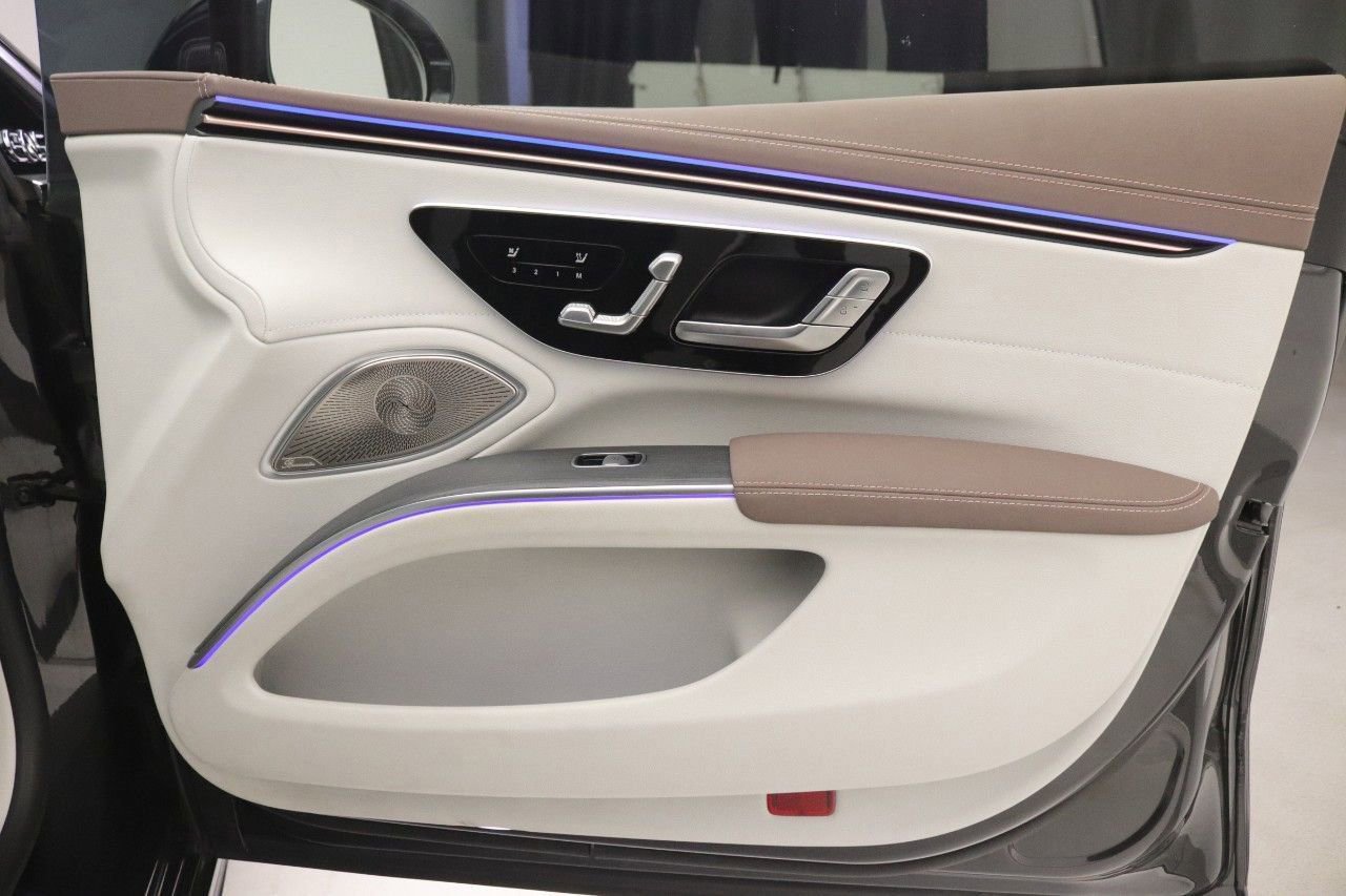 Certified 2023 Mercedes-Benz EQS 580 4MATIC Sedan image 24