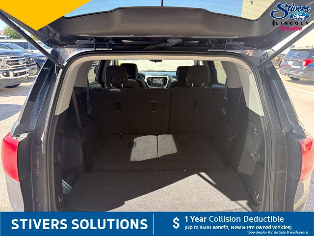 Used 2019 GMC Acadia SLE w/ LPO, Floor Liner Package FWD image 10