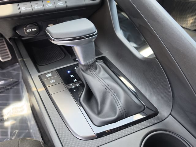 Used 2025 Hyundai Elantra Sport FWD image 26