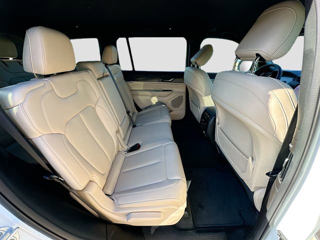 Used 2024 Jeep Grand Cherokee L Limited w/ Luxury Tech Group II AWD/4WD image 28