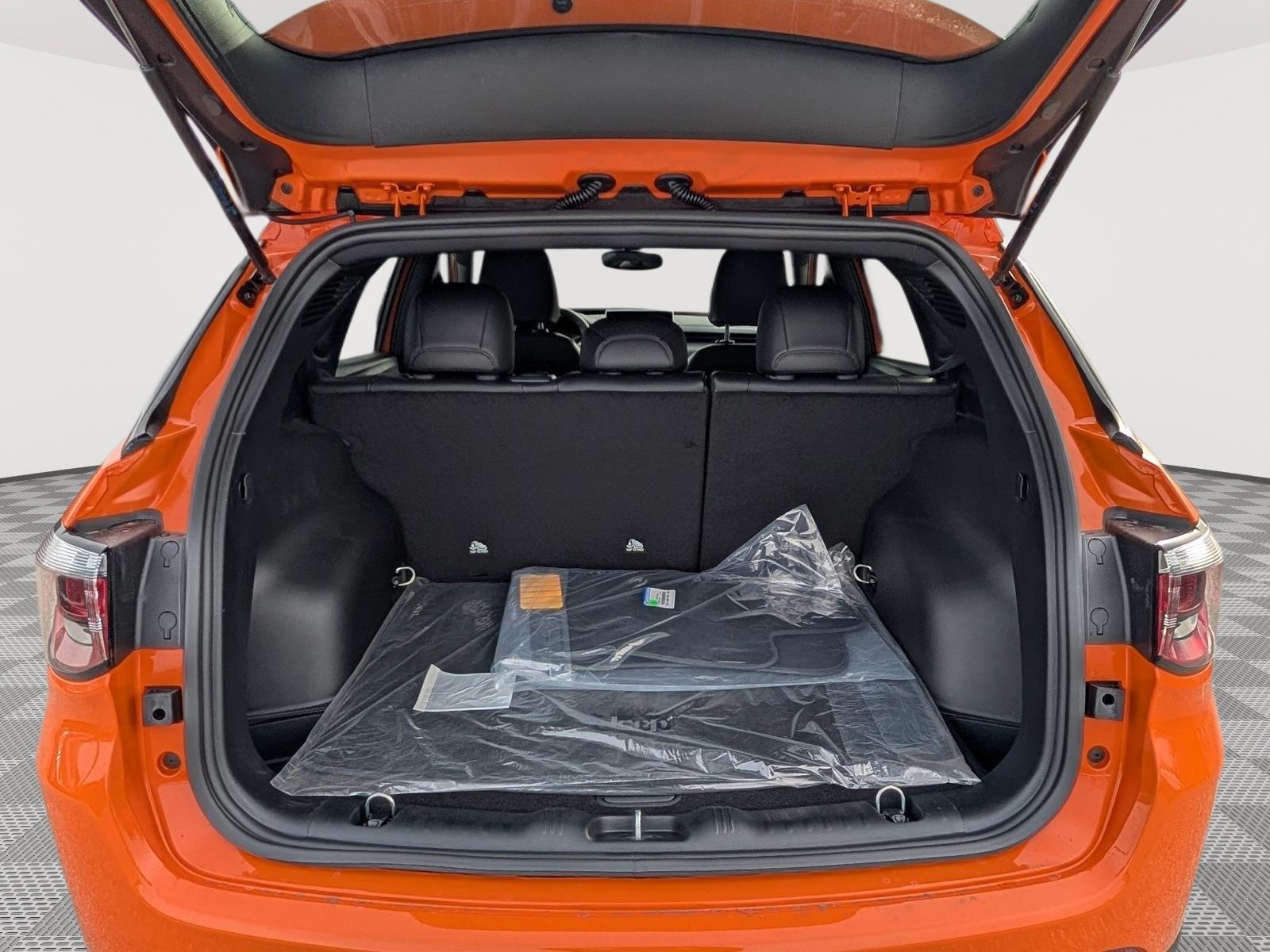 New 2026 Jeep Compass Latitude AWD/4WD image 8