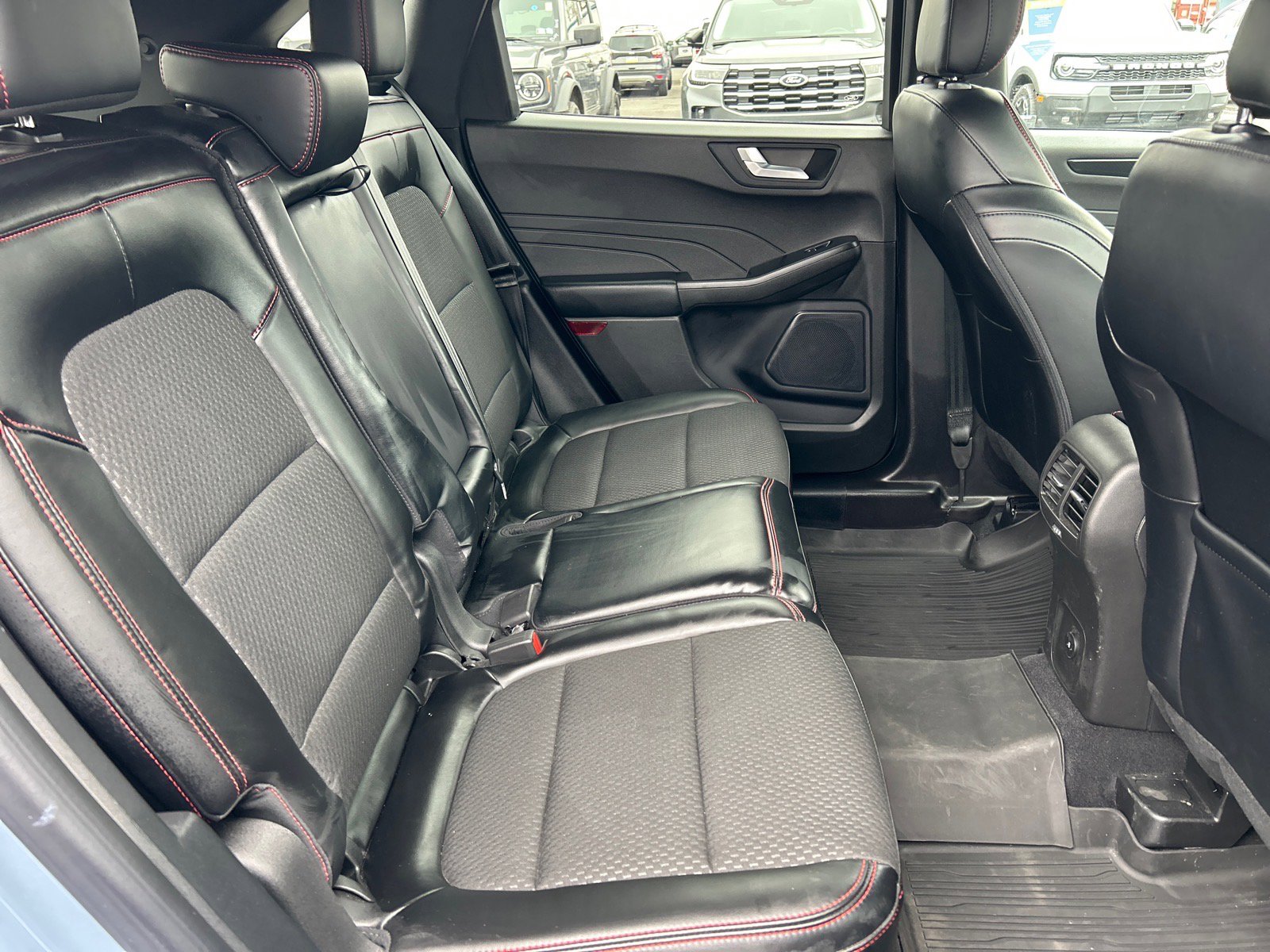 Certified 2023 Ford Escape ST-Line Elite AWD/4WD image 17