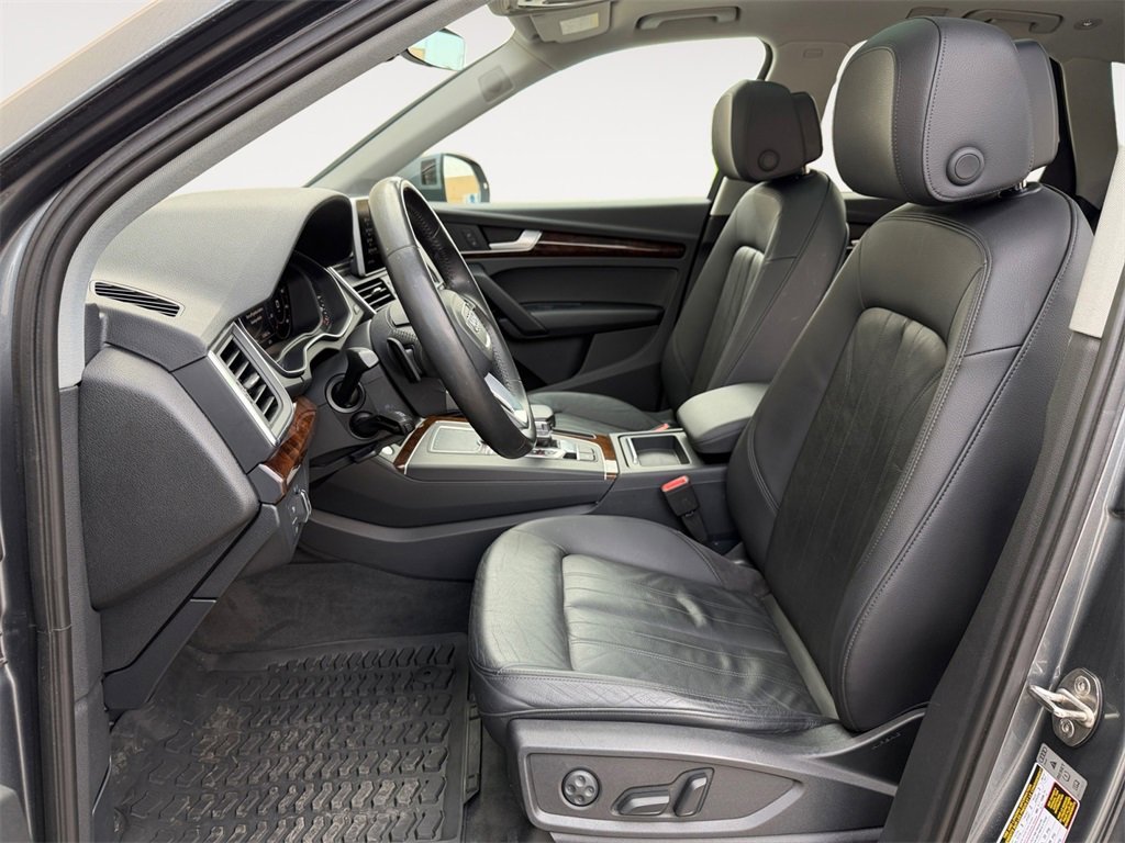 Used 2018 Audi Q5 2.0T Premium Plus w/ Premium Plus Package image 14